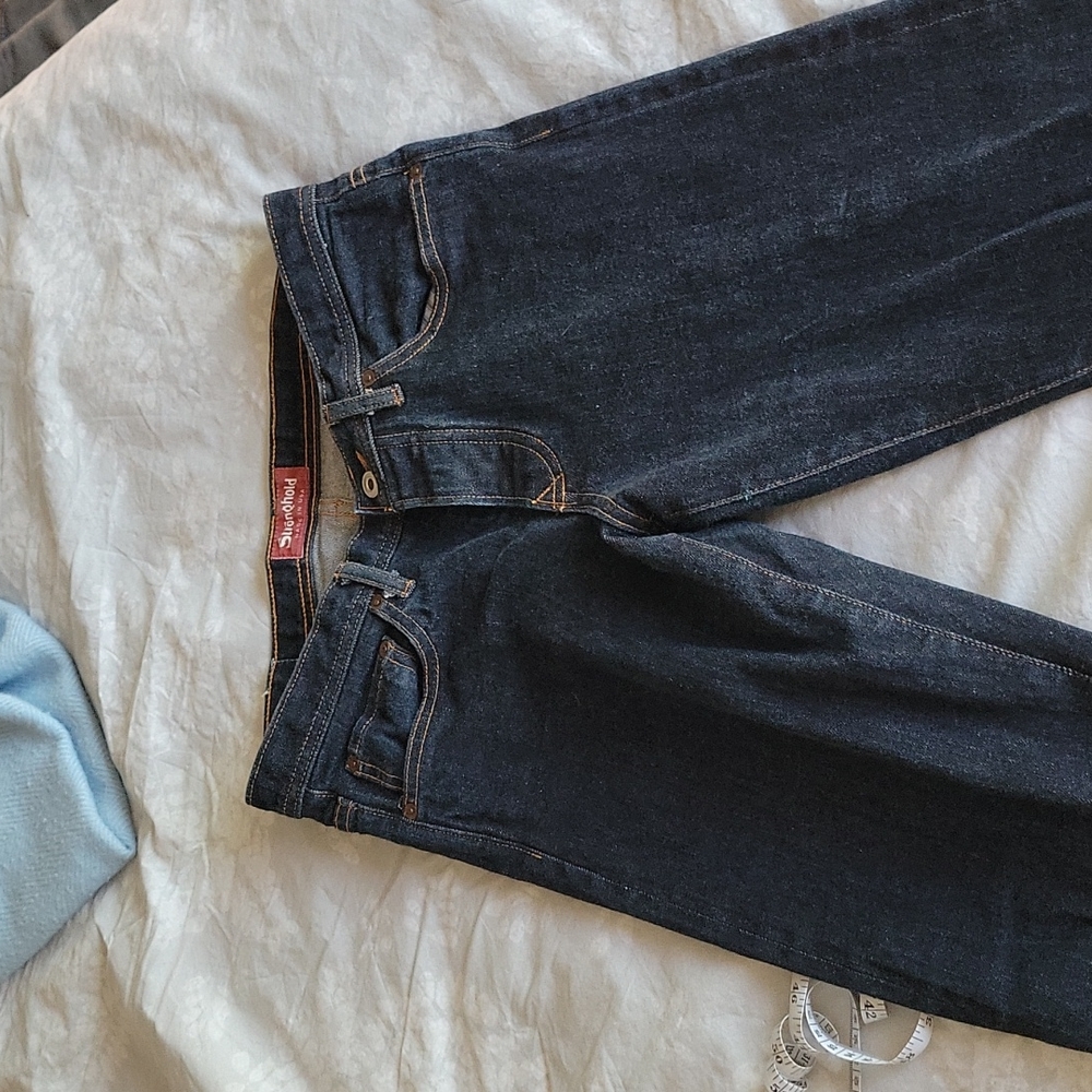 EUC men's Stronghold jeans dark blue skinny.